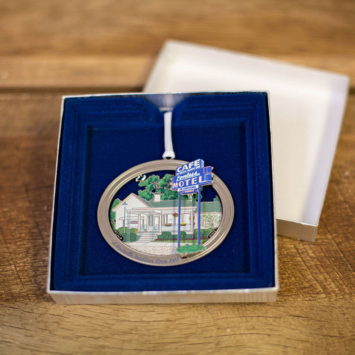 3-d-cafe-ornament-in-box